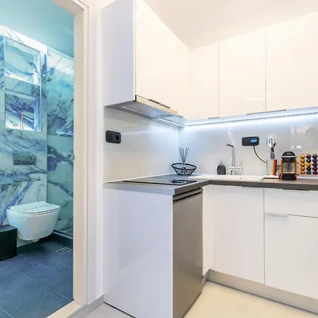 Sithoniars Luxury 1st Floor Apartamento Neos Marmaras